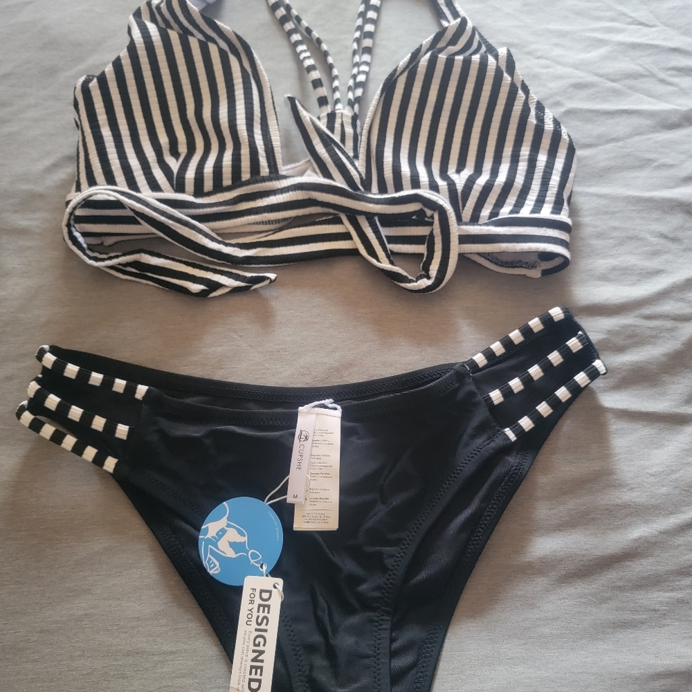 Bathing suit